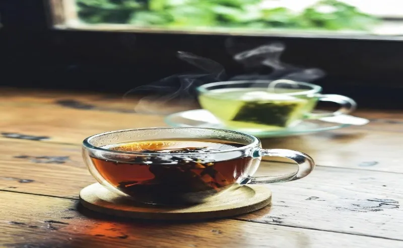Green Tea Stack Black Tea vs. Green Tea: Which One Is Actually Better for Your Health ...